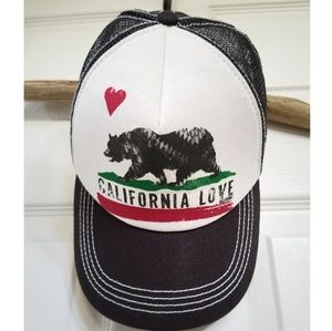 Billabong California Love PitstopTrucker Hat